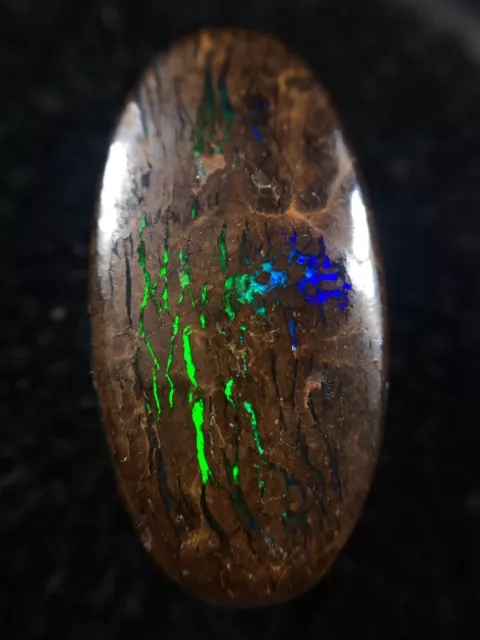 3.36tcw Australian Boulder Opal - electric flash 14mmx 7mm