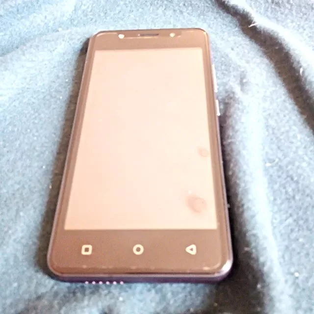 2024 NEU Dual SIM Smartphone Android 8GB Handy Ohne Vertrag 5MP Quad Core Handy