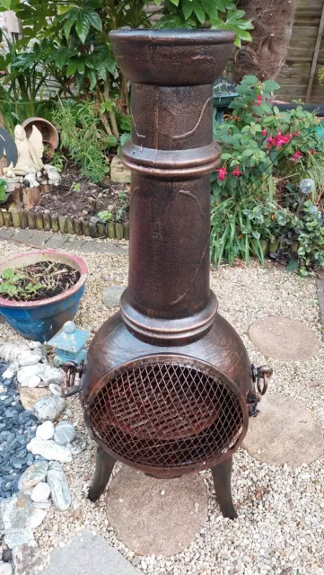 Outdoor cast iron chimney oven 126cm + chimney lid- never used patio wood burner