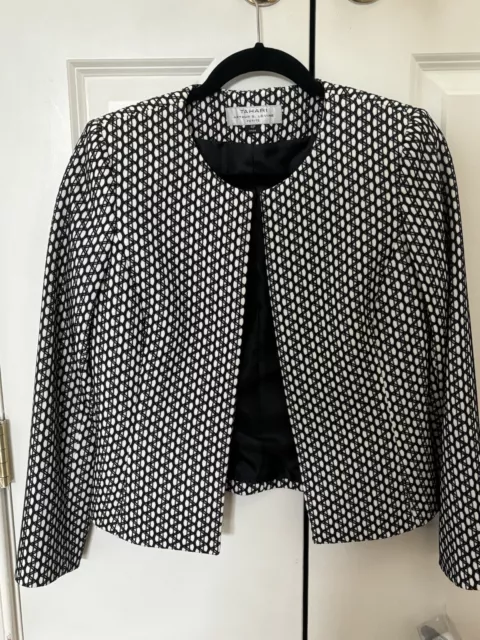 Tahari Arthur S Levine ASL  Black & White Blazer Suit Jacket Sz 4 P 4P