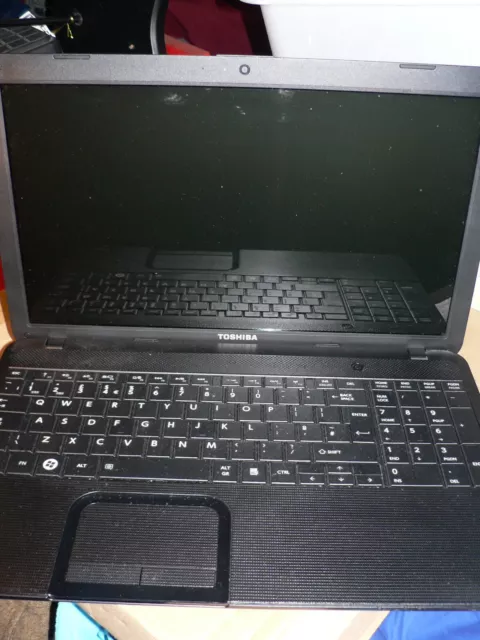 Toshiba Satellite C850-101 Laptop