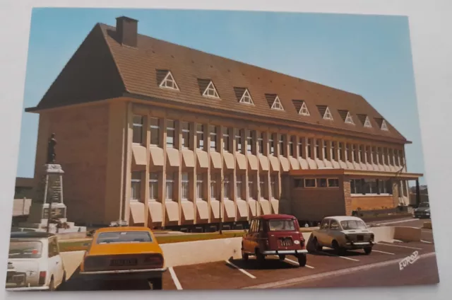 Courcelles Les Lens - Pas De Calais - L'hotel De Ville  - Frenault 4L -  N 2722