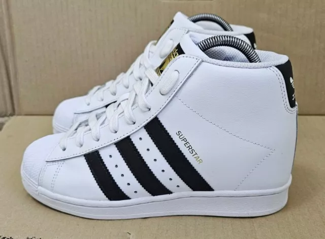 Superstar up shoes clearance size 6