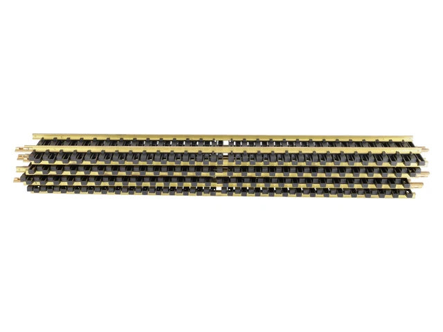 Aristo-Craft 30060 G Scale Brass 24 Inch USA Style Straight Track (8) EX Aristo-Craft 30060 G Scale Brass 24 Inch USA Style Straight Track (8) EX