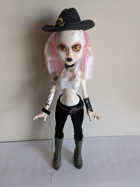 Mezco -Living Dead Dolls - 13" fashion victims - series 2- Lulu