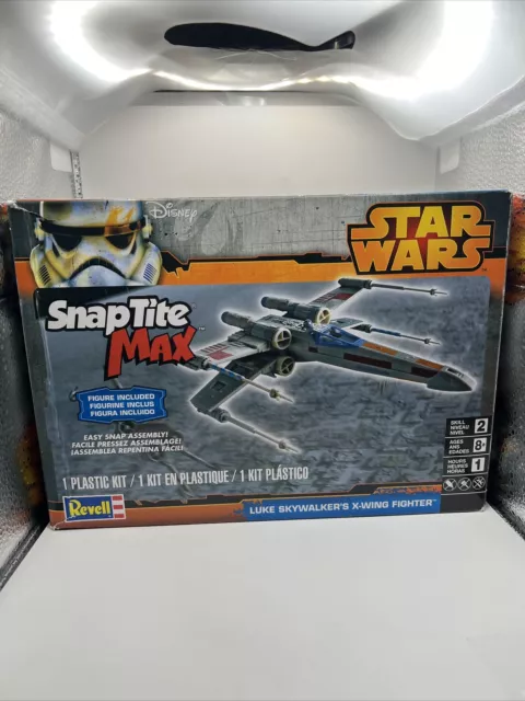 Brand NEW Luke Skywalker's X-Wing Fighter Star Wars Model Kit REVELL SnapTite