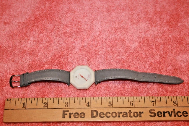 Diamond quartz watch outlet japan movt