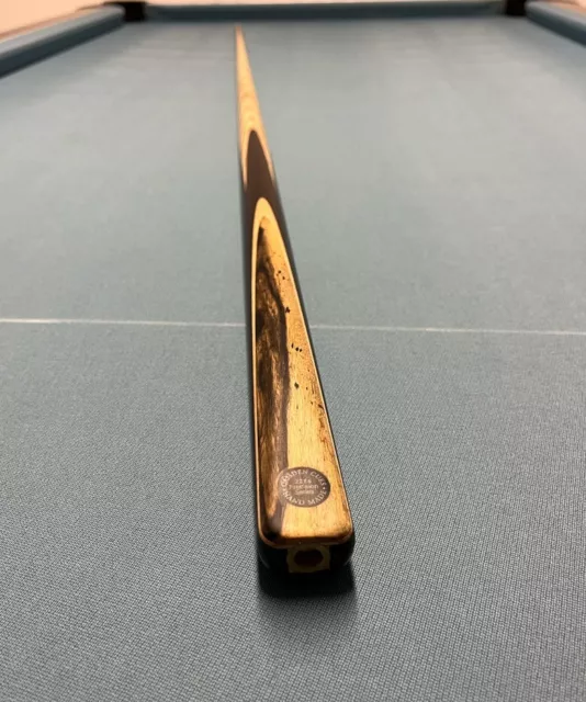 Camden Cues Handmade Snooker / Pool Cue 1 piece Ash, 9.2mm Tip, 17.8oz *DEFECTS*