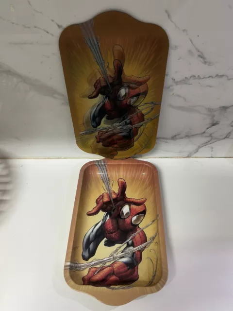 Bandeja rodante de metal Spiderman mediana con tapa 3D 28x18cm 420 superhéroe Marvel