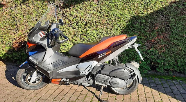 aprilia sr max 125 3