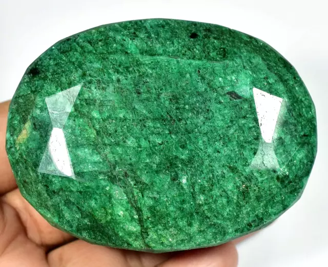 1195.00 Ct Natural HUGE Green Zambian Emerald Certified Museum Oval Gemstone