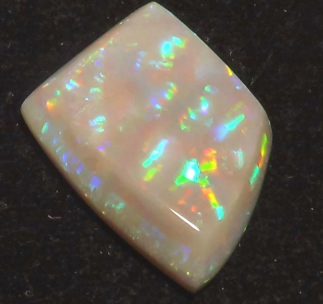 23,3ct . Gemme Dark Opale Double Multicolor-Ribbon Modèle + Video