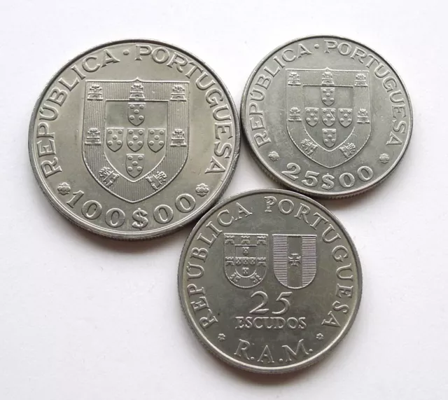 Portugal 1981 X 3: 25 Escudos Madeira Autonomía, 25+100 Escudos Año Discapacitado. 2