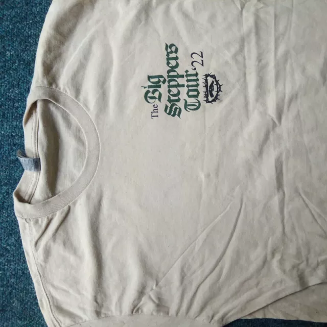 Kendrick Lamar UK & European tour shirt 2022.Size large. Dates on the reverse. Kendrick Lamar UK & European tour shirt 2022.Size large. Dates on the reverse.