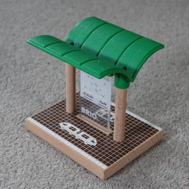 Grand circuit de train avec table LOCOMOTIVE Hape | Abitare Kids