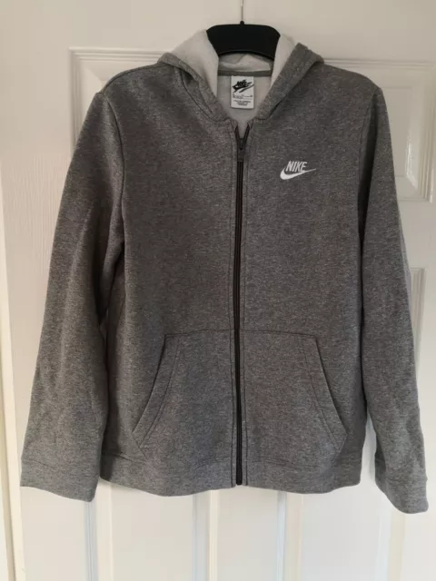 Nike junior xl 2025