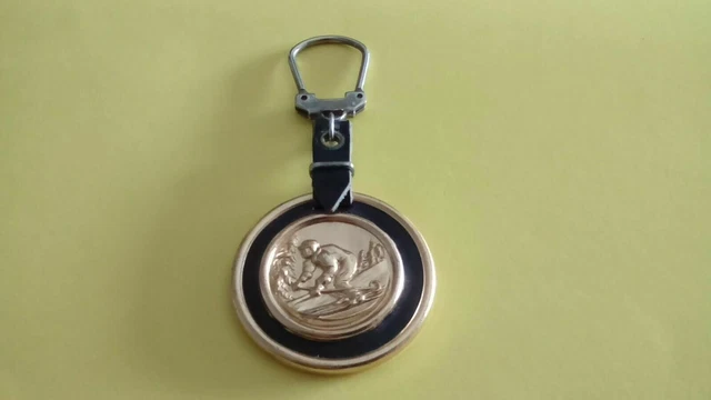 BOITE VIDE PORTE CLÉS JEUX OLYMPIQUES JO BEIJING 2008 ORIGINAL TRES BON ETAT