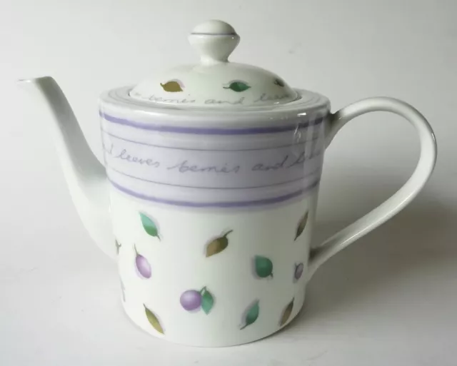 Marks and Spencer Berries and Leaves Teapot