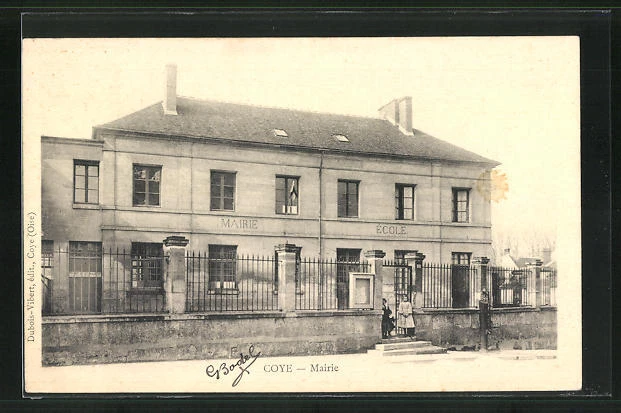 CPA Coye, La Mairie