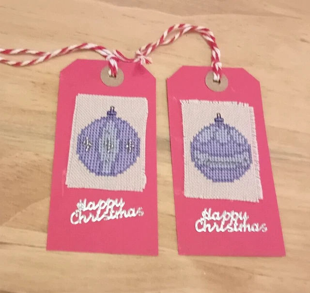 VERKAUF - Handgefertigte Kreuzstiche Weihnachtsgeschenk-Etiketten X 2