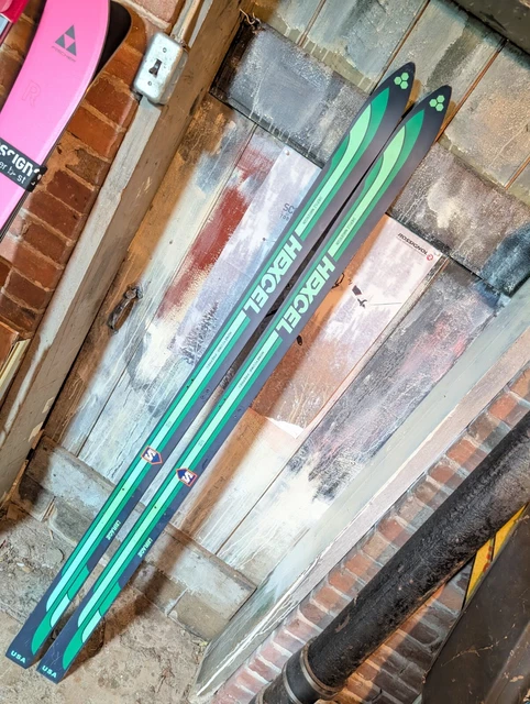 Skis, Skiing, Snowboarding & Snowshoeing, Winter Sports