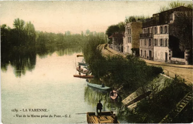 CPA La Varenne vue de la Marne prise du Pont (1347710)