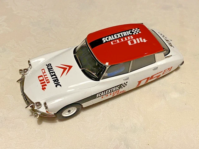 Scalextric A10150S300 Spanish Club Citroen DS21 2014 Mint Unboxed Scalextric A10150S300 Spanish Club Citroen DS21 2014 Mint Unboxed