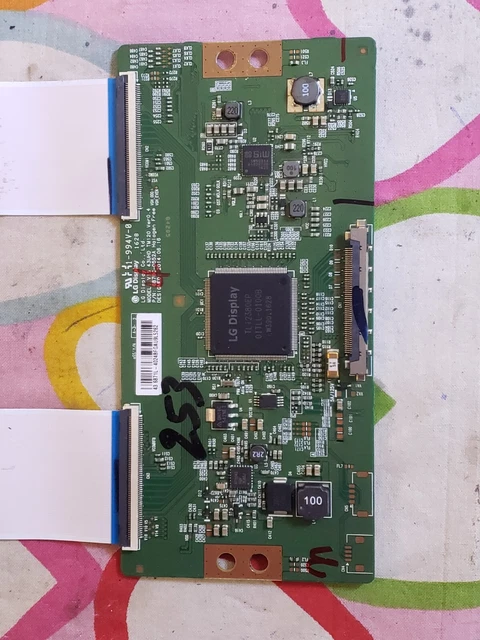 Carte Mère Philips 715G7673-M02-000-005T – Main Board Pour TV – État Occasion