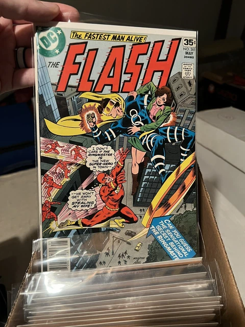 DC The Flash Vol 1 Comic Lot Of 103 In Short Box. 247-350. Direct & Newsstand 2