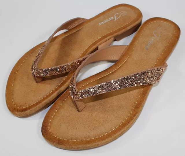 FOREVER THONG SANDALS Womens Flat Shoes Flip Flops SZ 7 Gold GLITTER ACCENTS