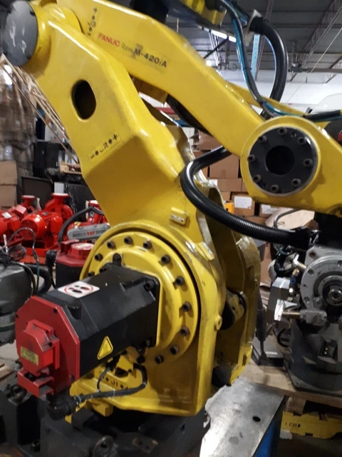 Fanuc Robot M-420iA with R-J3iB Controller