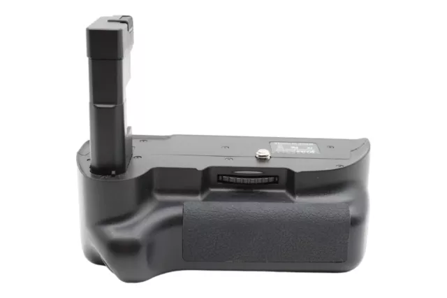 Meike Meike MK-D5100 Battery Handle for Nikon D5100 Battery Grip
