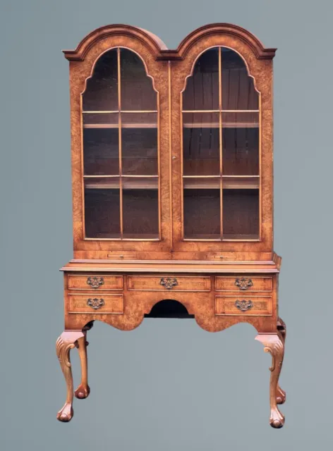 Good Quality Queen Anne Style Burr Walnut Cabinet on Stand