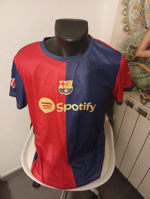 Short Barcelone Exterieur Homme 2024 2025 | Foot Sport – Foot Sport – Maillots & Équipements Foot Sport