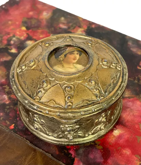 French Art deco 1930's Dilecta Gilded Ring / Jewellery Box Casket hand painted