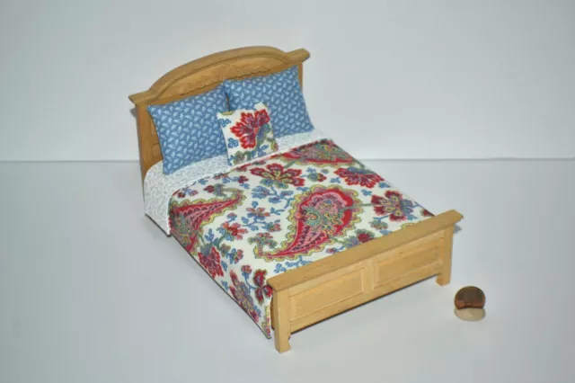 Miniature Dollhouse Bedspread/Comforter w-3 Pillows Handmade 1:12 Scale Spread