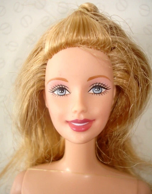 VINTAGE BARBIE STRAWBERRY Blonde Doll with Half Up Half Down
