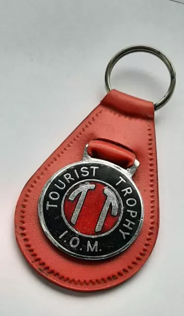 VINTAGE ISLE OF MAN TT MOTOR CYCLE RACES  KEY FOB / KEY RING / 1960's / ORIGINAL