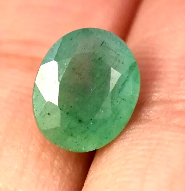 100% Natural 9X7X4 mm Colombian Green Emerald 2.15 Ct Oval Cut Loose Gemstone A+