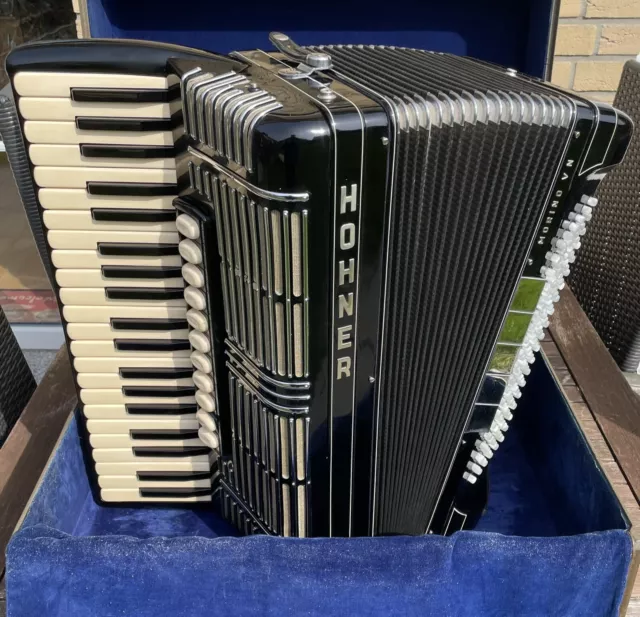 Hohner Akkordeon Morino V N        5-chörig