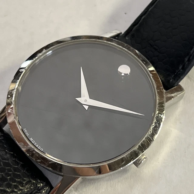 uomo Movado 40 mm Museum quadrante nero 84-61-1855, usato batteria nuova