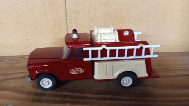 1967/68 Mini Tonka Jeep J10 Gladiator Pumper Fire Engine 1967/68 Mini Tonka Jeep J10 Gladiator Pumper Fire Engine