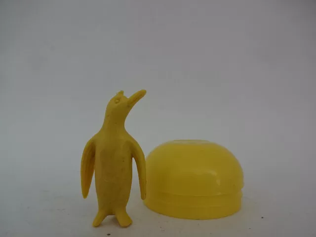 Altfigur 70er Jahre / Gelber Pinguin