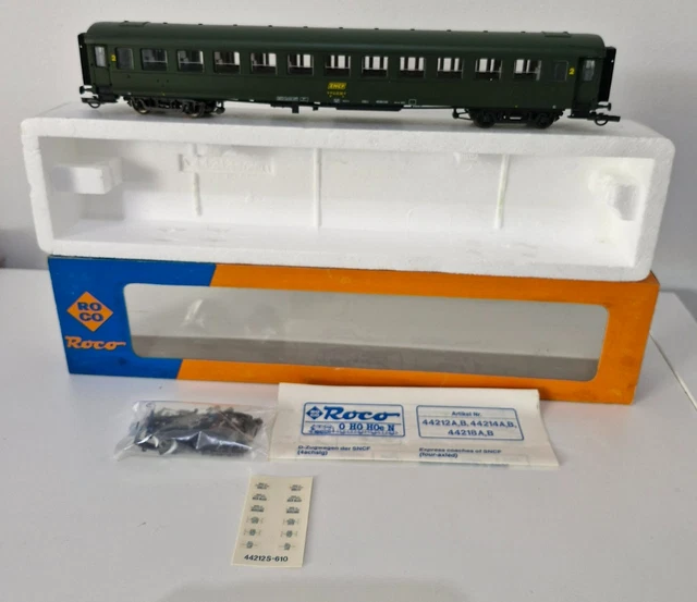 Roco 44631 HO SNCF Est B11 second class coach