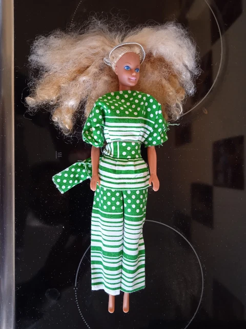 Vieux Barbie Des Années 80 Avec Son Caniche PRINCE – Trop Mignon Et Super Look !