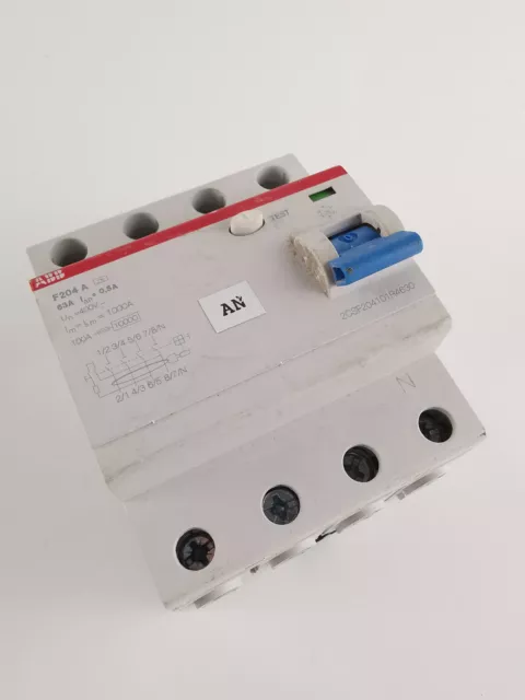 ABB F204A 63A 0.5A FI Switch Fault Current Breaker 4-Pin 2CSF204101R4630