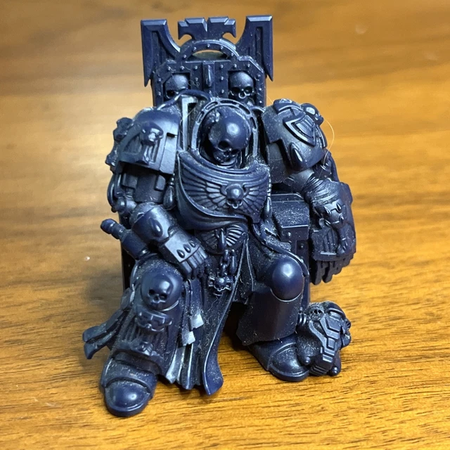 Warhammer-40k-Space-Hulk-Dead-Terminator-On-Throne.webp