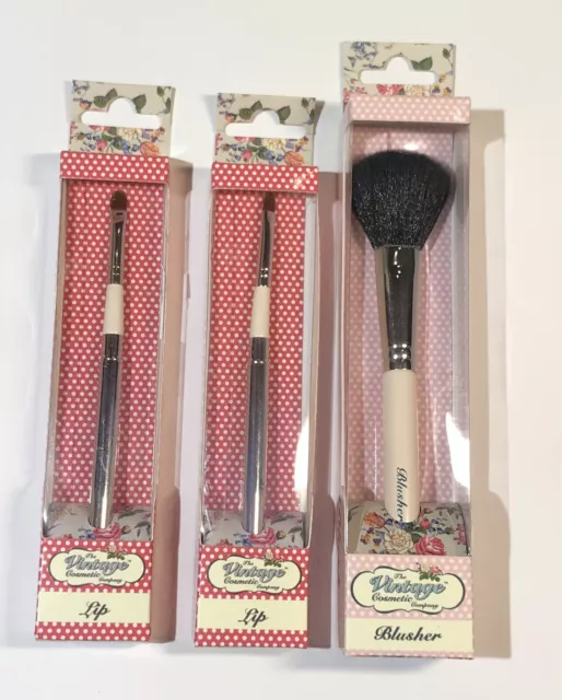 The Vintage Cosmetic Company Makeup Brushes Beauty Tool Accessories Gift Set