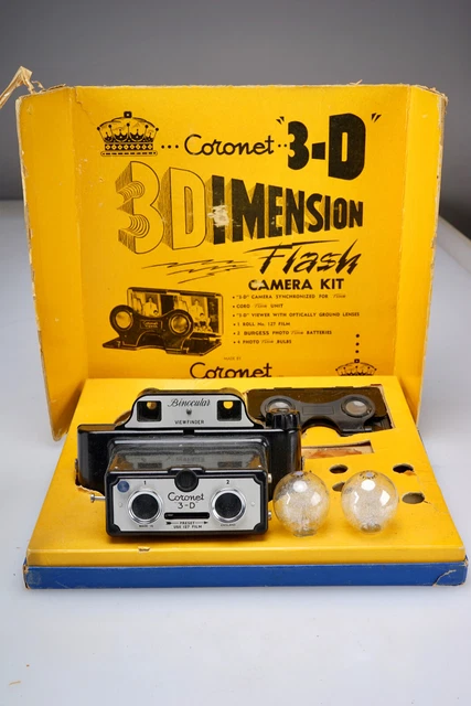Vintage Coronet 3-D Bincoular View Finder Camera and 3-D Viewer