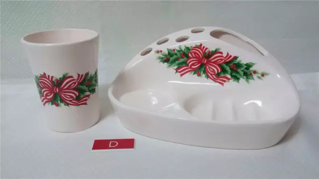 Beautiful Vintage Christmas Bathroom Set*Soap Dish*Toothbrush Holder*Cup*Bows